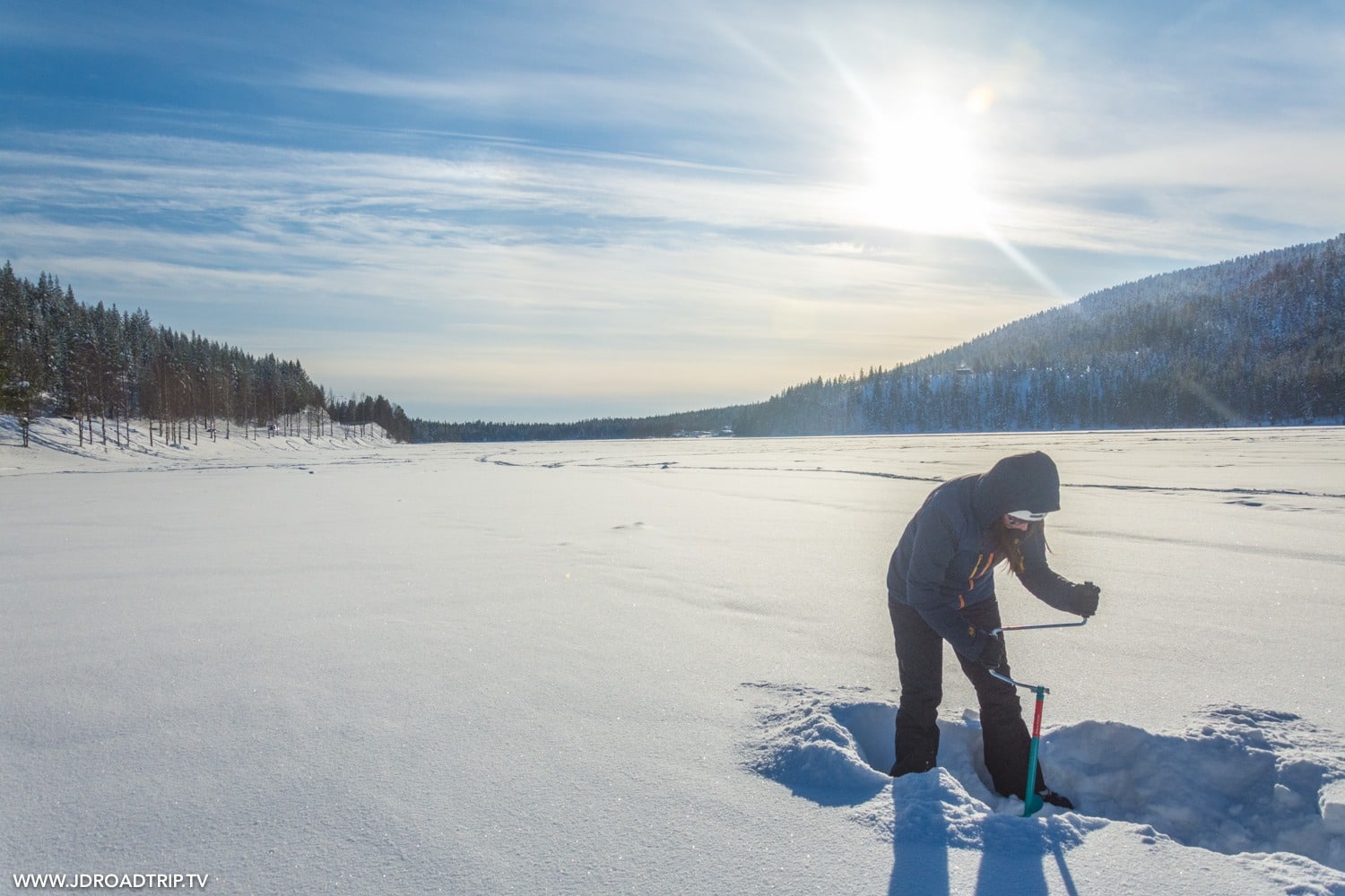 Botte d'hiver Kamik sur lac gelé