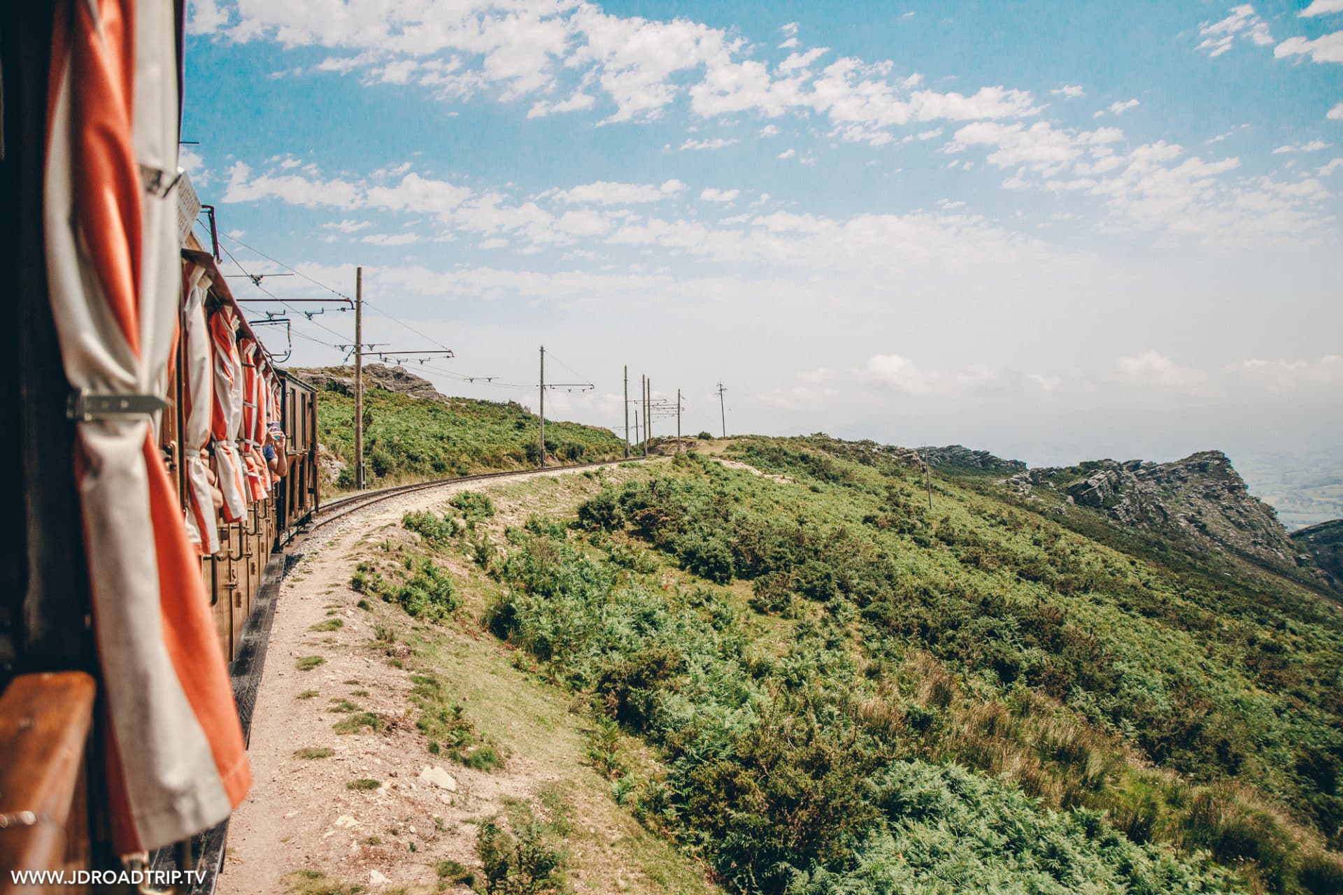 Tout savoir sur le Train de la Rhune aux Pays Basque - JDroadtrip.tv