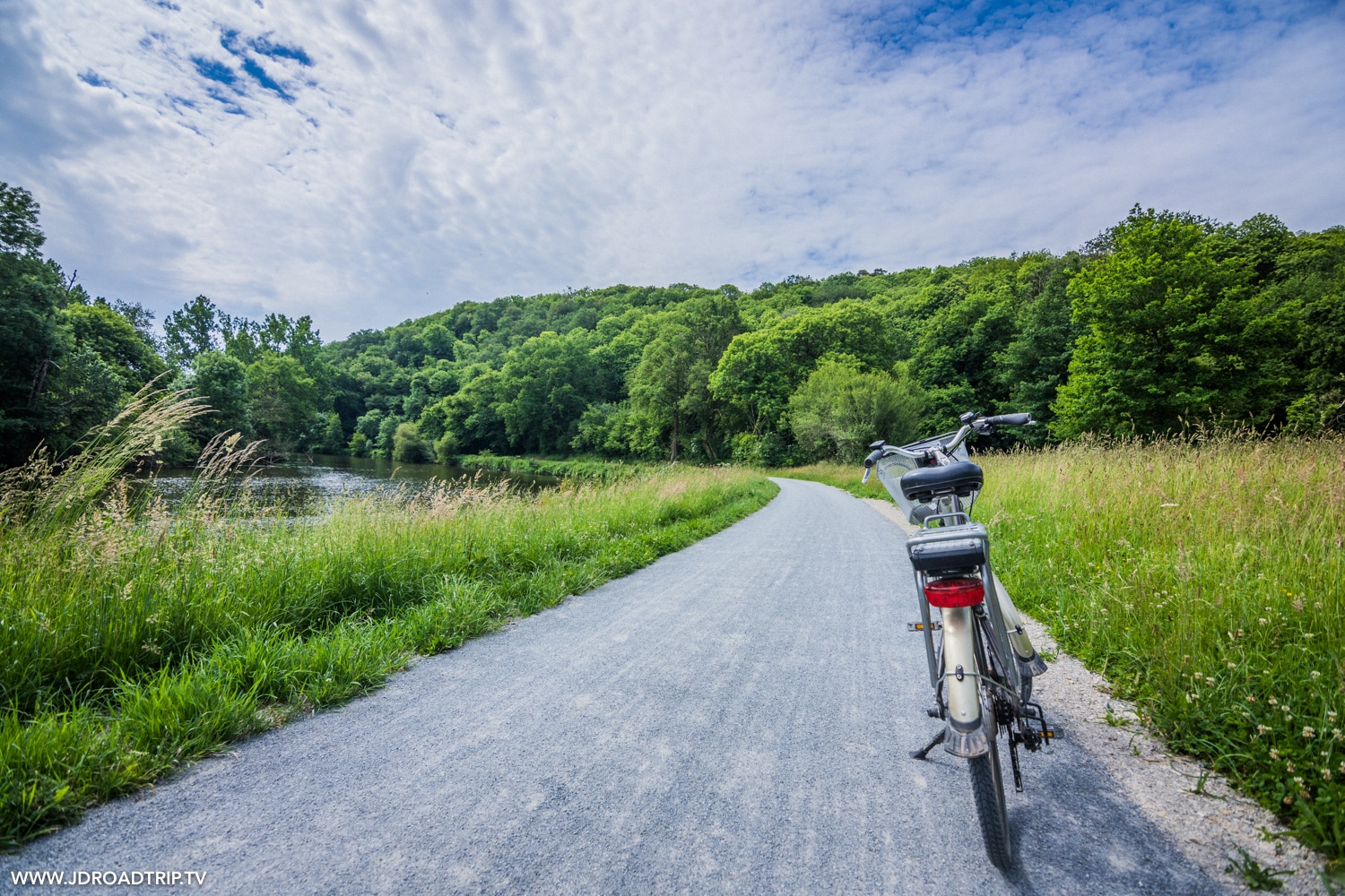 Que faire en Mayenne : vélo Francette