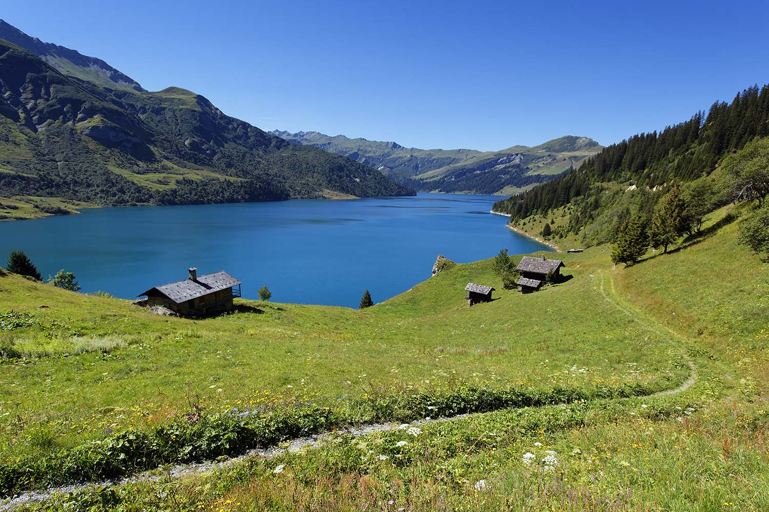 gite au lac 01