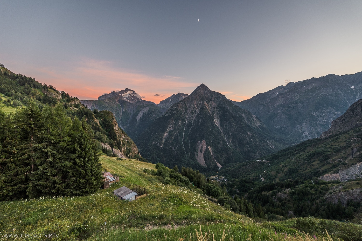 2 Alpes en été - Coucher de soleil