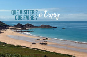 Lire la suite à propos de l’article Visiter Erquy : Plages, falaises et charme authentique de les Côtes d’Armor